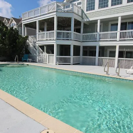 Villa Pi198, Key Largo- Oceanfront, Pool, Ocean Views, Rec Rm